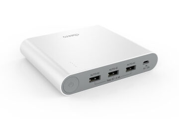 cheero、20,100mAhの超大容量モバイルバッテリー「Power Plus 3 Premium 20100mAh」を発売