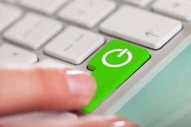 【Windows 10】キーボードで電源を切る・スリープ・再起動する方法