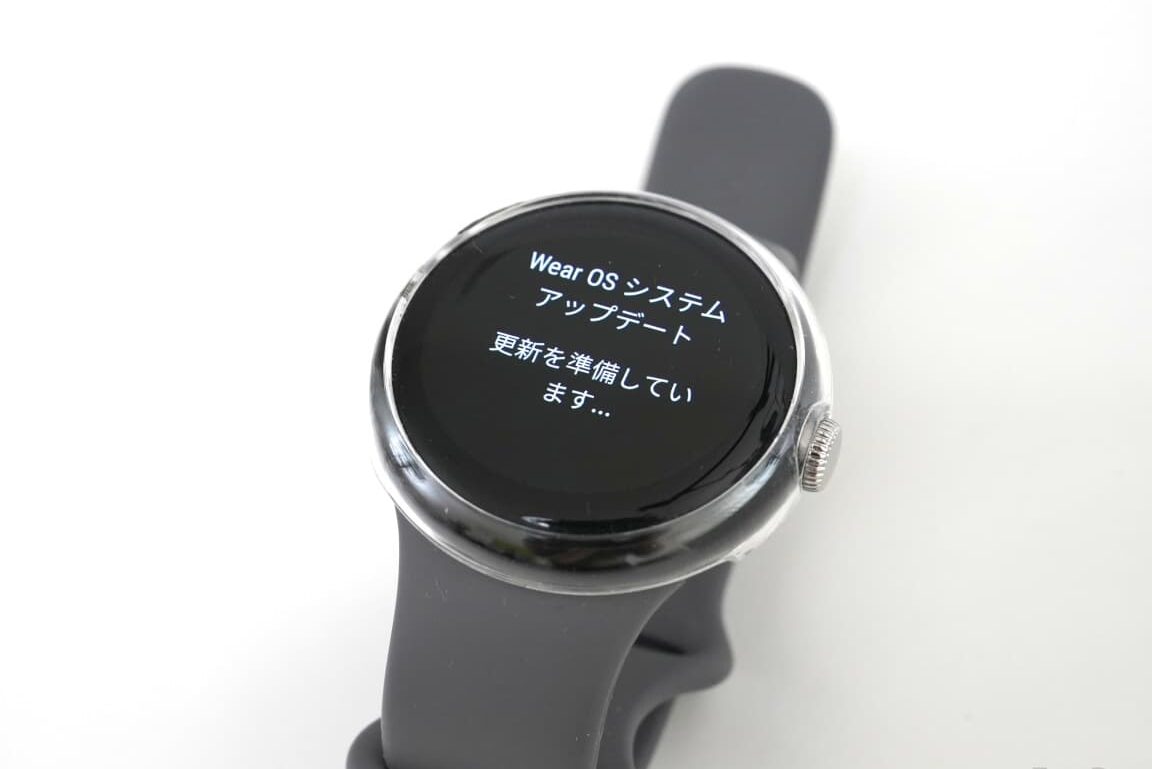Pixel Watchで「Wear OSシステムアップデート」中に固まった場合は強制再起動